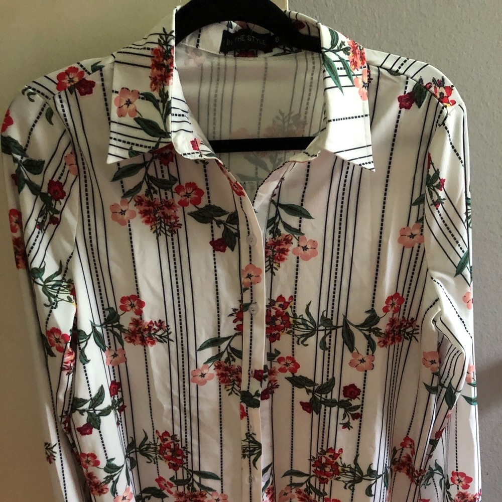 Ladies top Dani Dyer collection